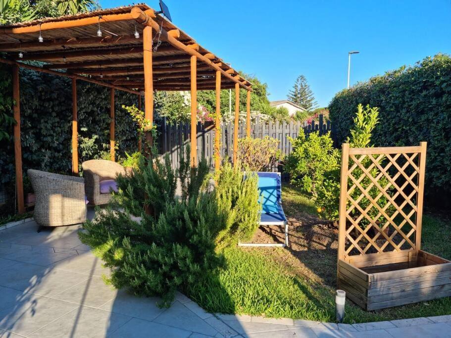 Villa Tea, Residenza Incantevole Con Giardino . Flumini di Quartu Ngoại thất bức ảnh